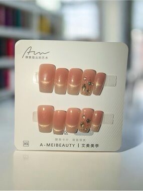 A-MEIBEAUTY Pink Nude Press-On Nails with Gold Flakes-XS